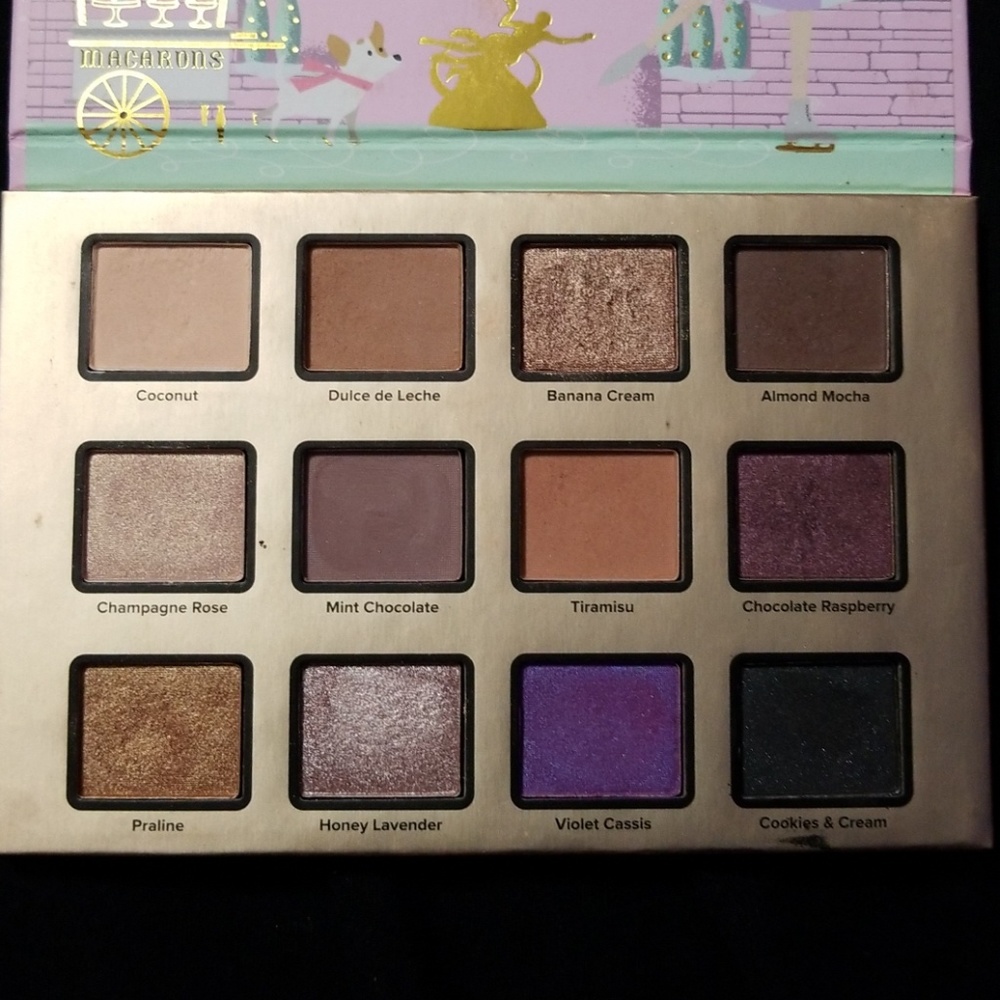 Too faced merry macarons palette